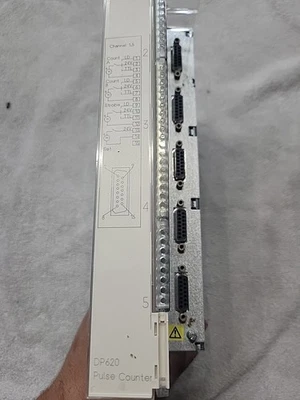 Placa contadora de pulsos ABB 3BHT300016R1 DP620 Foto 1 de 4