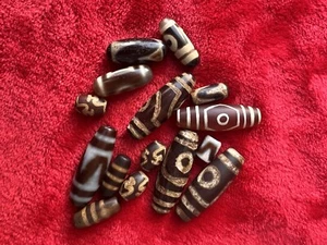 Old Tibet Natural Red Agate Dzi Beads - Picture 1 of 2