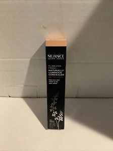 Nuance Naturally Luminous Concealer #420 Light - Picture 1 of 3