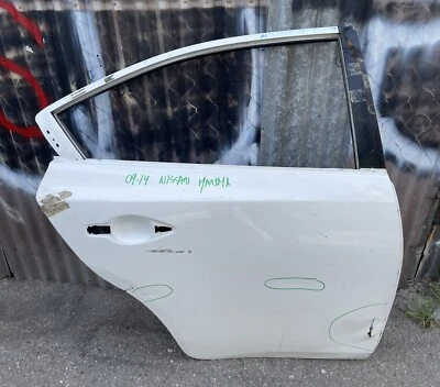 Nissan Máxima 2009 2010 2011 2012 2013 2014 puerta trasera derecha OEM Foto 1 de 4