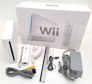 BOXED Nintendo Wii Video Game System RVL-001 Console Bundle Retro - Picture 1 of 7