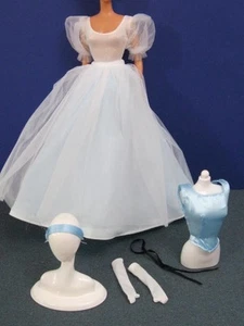 NEW 1991 VTG Barbie Doll Cinderella WEDDING GOWN/BLUE DRESS GLOVES 1624 HEADBAND - Picture 1 of 3