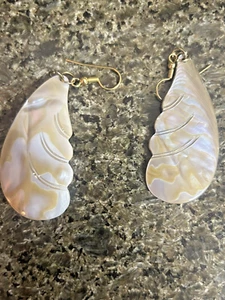 Vintage BROWN Abalone Natural Shell Dangle Pierced Earrings 2 inches long. - Picture 1 of 2