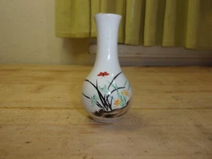 vintage chinese mini bud vase porcelain cattails and butterflies - Picture 1 of 13
