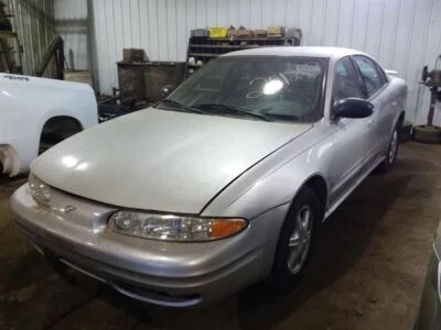 Fuse Box Engine Fits 03-05 GRAND AM 2038087 - Image 1 of 4