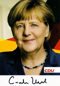 Angela Merkel Signed 6x4 Colour CDU Photo - Former German Chancellor - Picture 1 of 3