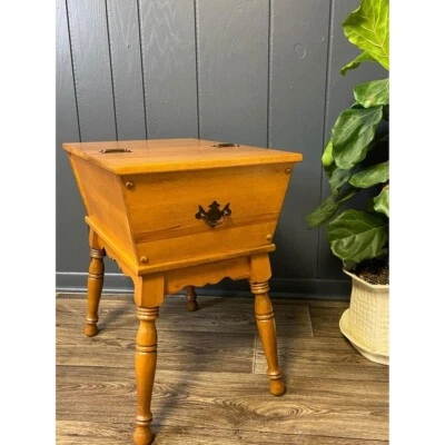 vintage Maple Lift Top End Table Local Pick up - Image 1 of 4