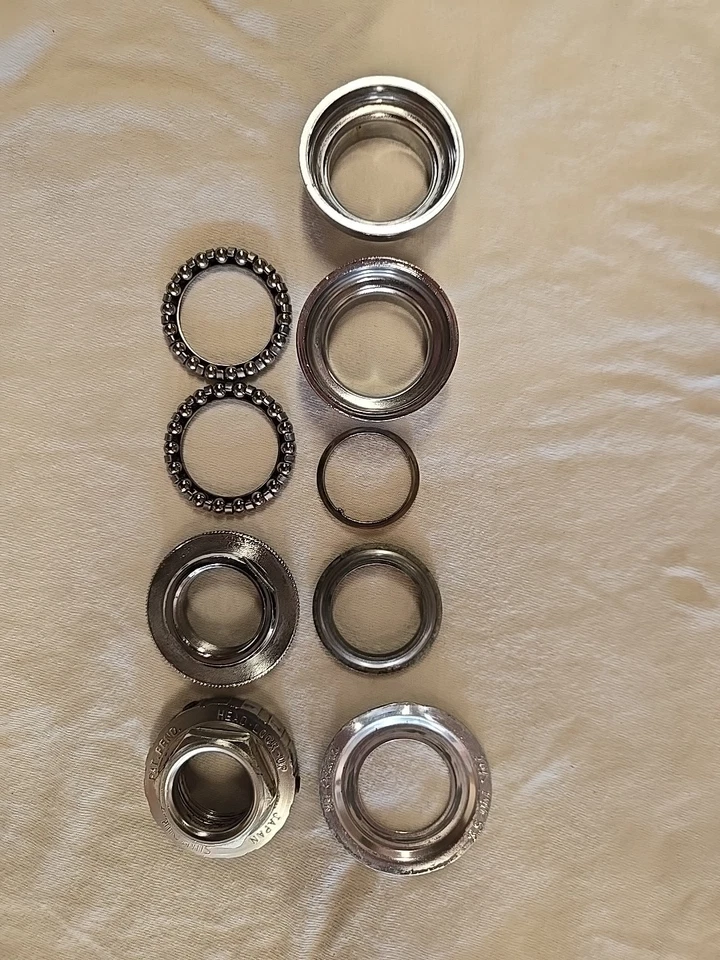 Auriculares completos Old School Suntour BMX con el B.S. original Falda de tierra 1982-83 Foto 1 de 4