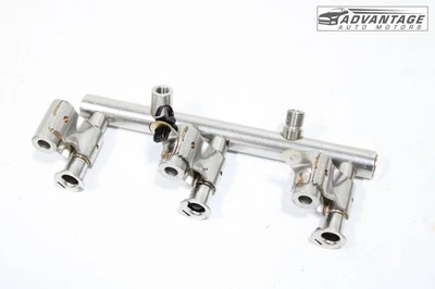 Ford Bronco Sport 2021-2024 motor de 1,5 L rampa de riel de combustible de baja presión OEM Foto 1 de 4