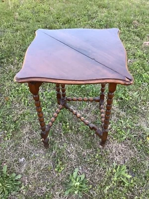 Vtg antique wood turned leg drop leaf down end side corner table Michigan chair  - Image 1 of 4