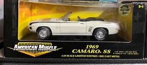 1969 CHEVROLET CAMARO SS CONVERTIBLE WHITE 1:18 AMERICAN MUSCLE EXCLUSIVE COLOR - Picture 1 of 3