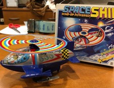 Space Ship Wind up Powered tin toy Korea Vintage original box item 638 tin toy