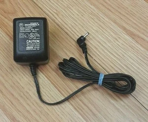 Genuine Motorola (SPN4681B) 4.0V 350mA 60Hz AC Power Supply Charger **READ** - Picture 1 of 1