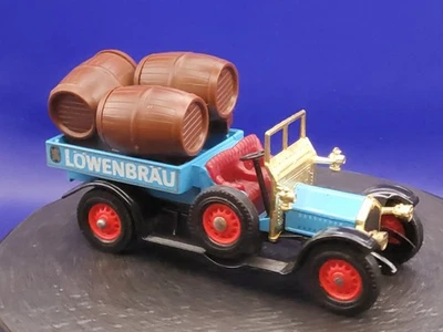 Matchbox Models of Yesteryear Y-26 Crossley  "Lowenbrau" Light Brown Barrels - Image 1 of 4