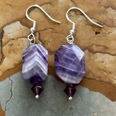 Pendientes colgantes artesanales de plata de ley chevron amatista cristal púrpura Foto 1 de 4