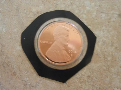 2014 S - PENNY - Lincoln Shield Penny-From silver proof set -1,193,699 minted B8 - Image 1 of 4