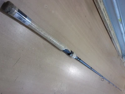 PFLUEGER PRESIDENT SPINNING ROD 6 foot 6 inch length Medium power - Image 1 of 4