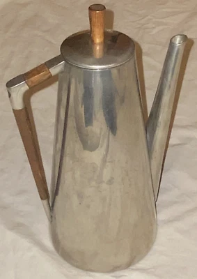 Cafetera de teca de peltre MCM Royal Holland Daalderop de colección MEDIADOS DE SIGLO MODERNA Foto 1 de 4