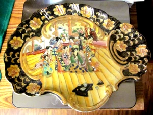 Beautiful Vintage Satsuma Moriage Hand Painted Satsuma Platter/Plate. 12 1/2" - Picture 1 of 2