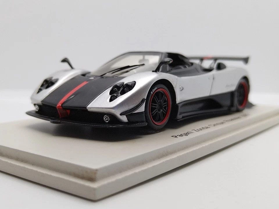 Spark 1/43 Pagani Zonda Cinque Roadster 2009. - Image 1 of 4