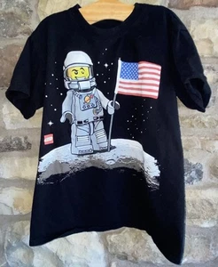 2015 Lego Minifig Mini Figure Astronaut Moon Landing T Shirt Tee Youth Large L - Picture 1 of 4