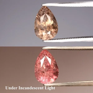 💎 2.46ct 10x6.8mm Pear Natural Color Change Garnet - Unheated, Africa Gemstone - Picture 1 of 6