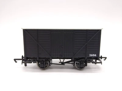 Hornby NE Black Vent Van 2606 - OO - (Unused) Mint Condition - Image 1 of 4