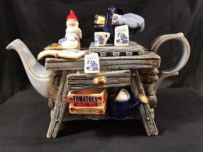RARE! Vintage PAUL CARDEW BLUE WILLOW  GNOME Garden Bench Large TEAPOT NEW ExCon - Image 1 of 4