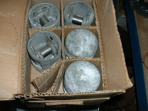 1949 NASH 600 NOS PISTONS ( 5 ) ( 40 SERIES NASH ) - 3112849 - Picture 1 of 2