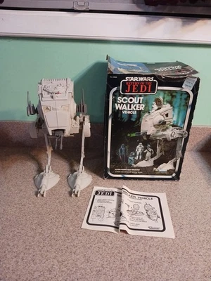 De Colección Star Wars Empire Strikes Back Scout Walker con CAJA AT-ST Kenner CASI Completo Foto 1 de 4