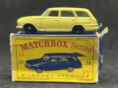 Matchbox MB38-B5: Vauxhall Victor Estate Car with Type D Box - Image 1 of 4