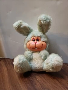 Vintage. RUSS BERRIE PLÜSCH MAXWELL HASE, VINYL GESICHT, SOMMERSPROSSEN, BLAU, WEISS, TAIWAN - Bild 1 von 6
