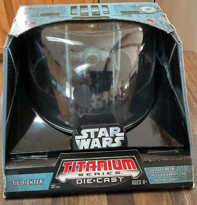 Titanium Series Star Wars Tie Fighter 2005 fundido a presión. Nuevo en caja Foto 1 de 4