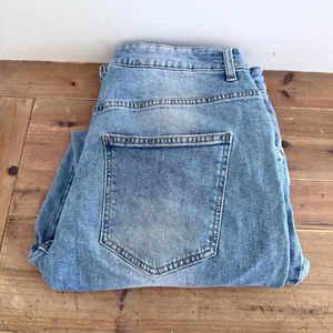 Cotton On Straight Leg Denim Jeans Size 16 Womens Light Wash Stretch Baggy Pants - Picture 1 of 24