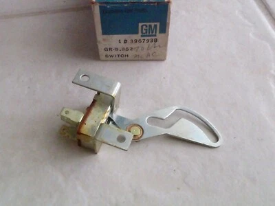 1969 1970 Chevrolet Belair Caprice Impala Heater Blower Switch 3967938 NOS - Image 1 of 4