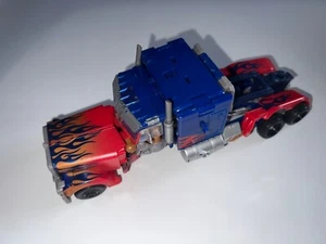 Transformers Ultimate Optimus Prime Dark of the Moon Cab Only - Picture 1 of 6