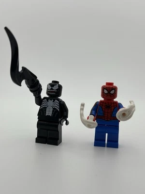 Nuevas minifiguras Lego Spider-Man vs Venom + piezas de tela y tentáculo NUEVO Lego auténtico Foto 1 de 4
