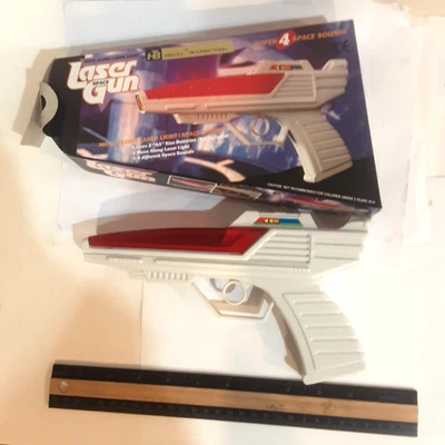 PISTOLA DE JUGUETE ESPACIAL LÁSER ELECTRÓNICA DE COLECCIÓN NOS Foto 1 de 4