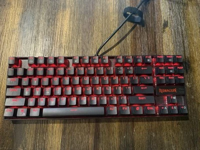 Redragon Kumara K552-1 Mechanical Backlit Gaming Keyboard Blue Switches - Image 1 of 4