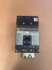 Square D MCCB 32 Amp Triple Pole 3 Phase 32A Series 2 i-Line Breaker SFA3032 - Picture 1 of 2