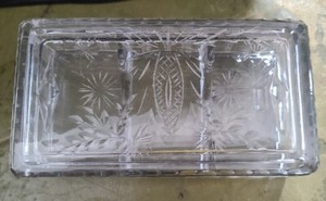 Heisey Glass Cigarette Box