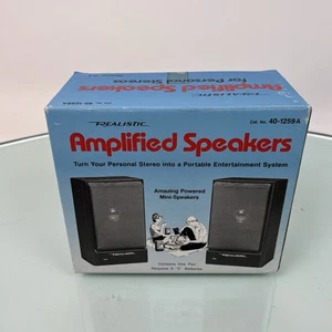 Vintage Pair Realistic Bookshelf Speakers Minimus-0.6 40-1259A w/Case - Picture 1 of 5