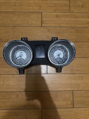 Chrysler 300S 2011-2014 velocímetro medidor clúster Foto 1 de 4