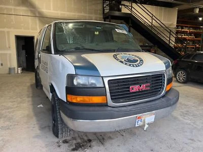 2010 - 2017 GMC Savana Van 2500 9.5" 3.42 Rear Axle GU6 181K Foto 1 de 4