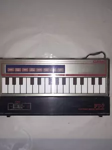 Vintage Casio PT-7 Electronic Musical Instrument For Replacement Parts Or Repair - Picture 1 of 6