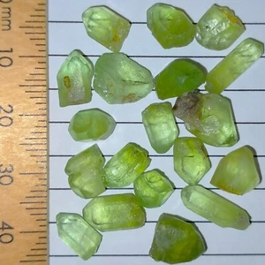 Peridot rough gemstones natural loose crystals parcel lot Forsterite 51.2ct - Picture 1 of 7
