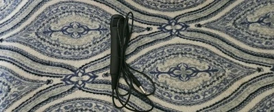 Professional Unidirectional Dynamic Microphone Tested & Works - Image 1 of 2