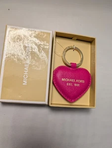 Bolso Michael Kors Hot Rosa Cuero En Forma de Corazón Dije FOB Ultra Rosa Dorado - Imagen 1 de 6