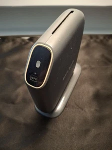 Belkin Play N600 300 Mbps 1-Port 10/100 Wireless N Router (F7D8302) - Picture 1 of 3