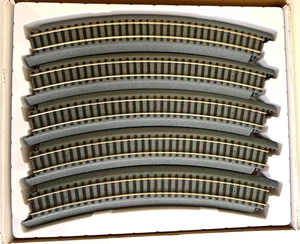 Hawthorne Village 12  22D RAD CURV Walthers HO Track 12 PC Curved Track NIB - Picture 1 of 4
